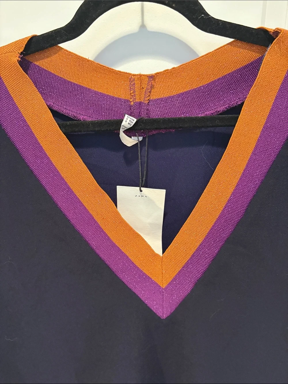Zara Navy V-Neck Sweater Vest with Purple and Orange metallic stripe trim - Picture 6 of 9